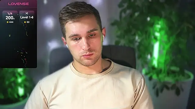 Sweeet  boy online show from February 26, 4:03 am