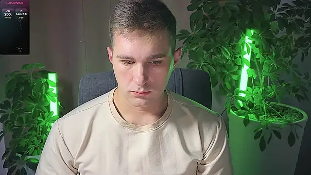 Sweeet  boy online show from March 8, 5:28 am