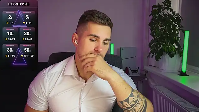 Sweeet  boy online show from October 2, 7:26 am