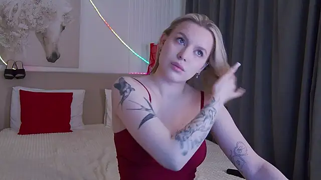 AmaliaBell online show from April 23, 1:13 pm