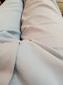 u wan me online show from December 20, 9:11 am