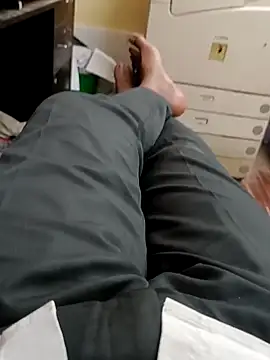 u wan me online show from December 25, 11:22 am