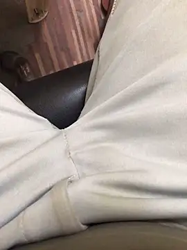 u wan me online show from February 25, 12:55 pm