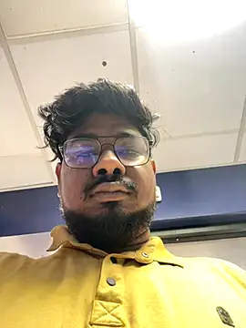 u wan me online show from October 26, 1:44 am