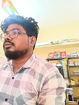 u wan me online show from October 28, 3:54 am