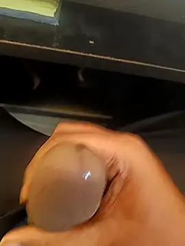 u wan me online show from February 15, 10:47 am