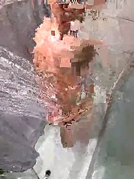 Snapshot of leahcimnikral chatting on September 13, 6:46 am leahcimnikral online show from September 13, 6:46 am