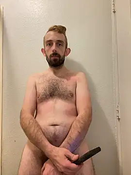 Snapshot of afTerparTycloudz chatting on February 7, 9:05 am afTerparTycloudz online show from February 7, 9:05 am