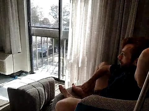 Snapshot of afTerparTycloudz chatting on February 22, 5:24 pm afTerparTycloudz online show from February 22, 5:24 pm