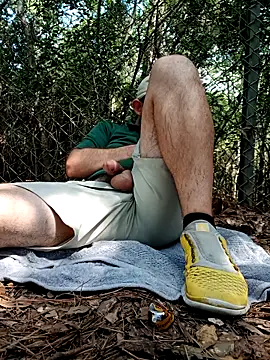 Snapshot of afTerparTycloudz chatting on September 12, 8:09 pm afTerparTycloudz online show from September 12, 8:09 pm