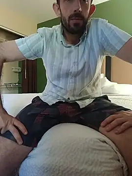 Snapshot of afTerparTycloudz chatting on October 24, 7:43 pm afTerparTycloudz online show from October 24, 7:43 pm