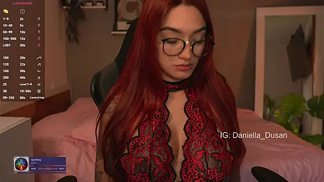 DaniDusan  online show from December 22, 5:10 pm