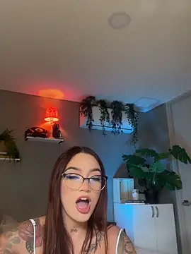 DaniDusan  online show from October 2, 7:32 pm