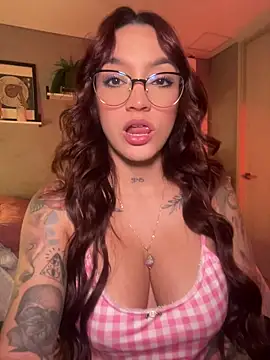 DaniDusan  online show from March 25, 8:26 pm