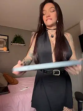 Snapshot of DaniDusan_ chatting on April 30, 8:57 pm DaniDusan online show from April 30, 8:57 pm