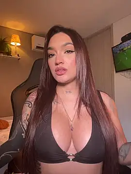 Snapshot of DaniDusan_ chatting on July 19, 7:17 pm DaniDusan online show from July 19, 7:17 pm