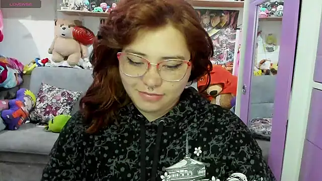 soficammy online show from January 13, 11:38 pm