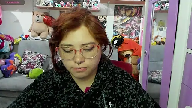 soficammy online show from January 14, 2:40 am