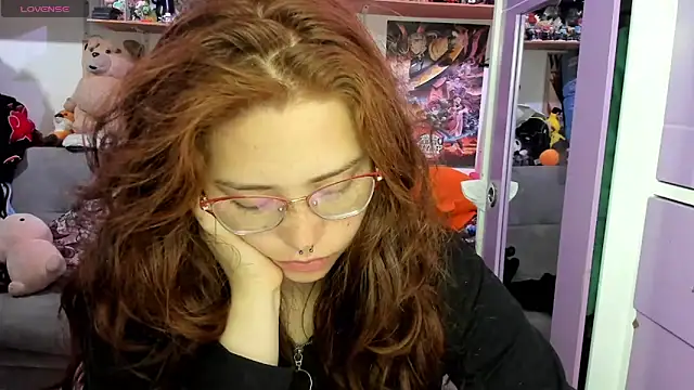 Snapshot of soficammy chatting on June 9, 8:31 pm soficammy online show from June 9, 8:31 pm