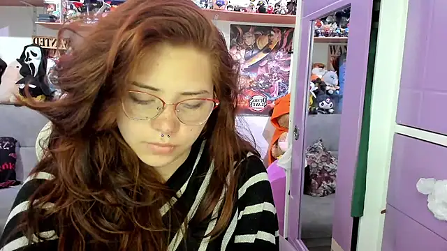 Snapshot of soficammy chatting on June 12, 11:03 pm soficammy online show from June 12, 11:03 pm