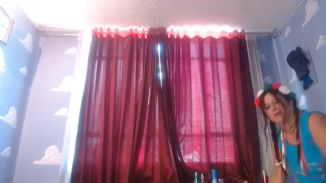 valeriapinter online show from June 18, 2:32 pm