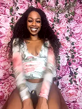 Snapshot of mismialove chatting on September 10, 5:57 pm mismialove online show from September 10, 5:57 pm