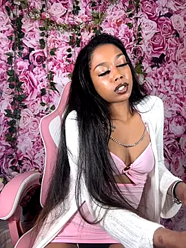 Snapshot of mismialove chatting on October 16, 5:30 am mismialove online show from October 16, 5:30 am