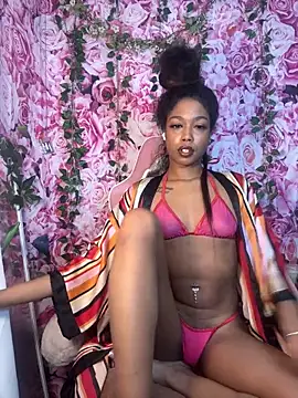 Snapshot of mismialove chatting on November 20, 10:26 am mismialove online show from November 20, 10:26 am