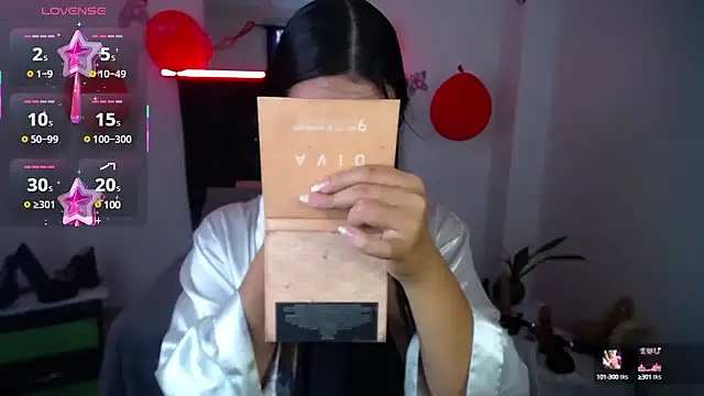 Snapshot of susan_smith18 chatting on February 17, 2:04 pm susan smith18 online show from February 17, 2:04 pm