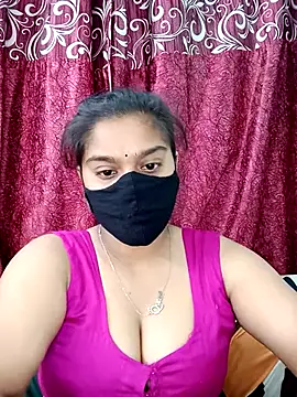 Snapshot of Jasmine_jaaan chatting on May 7, 4:51 am Jasmine jaaan online show from May 7, 4:51 am