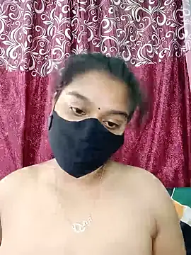 Snapshot of Jasmine_jaaan chatting on May 16, 10:36 am Jasmine jaaan online show from May 16, 10:36 am